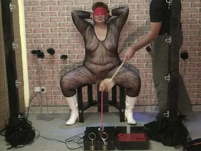 Punishment with the fucking machine