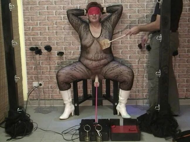 Punishment with the fucking machine