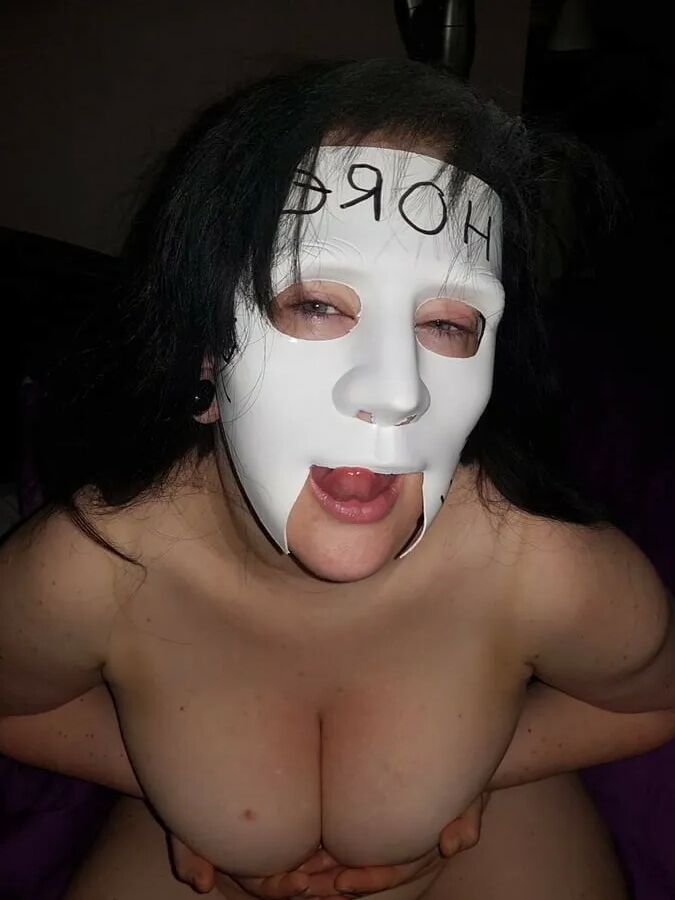 Chubby MILF Amy Leaf- Anonymus whore