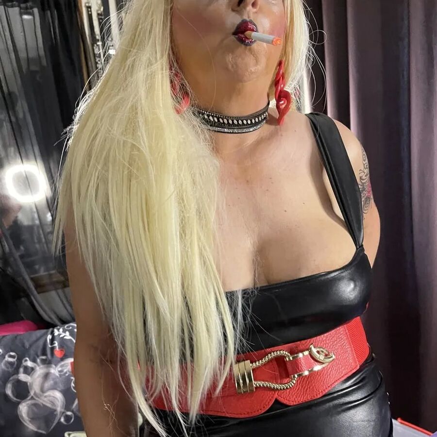 SEXY MOM 14