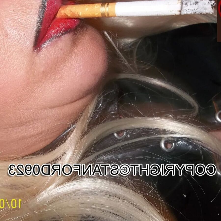 SEXY MOM 12