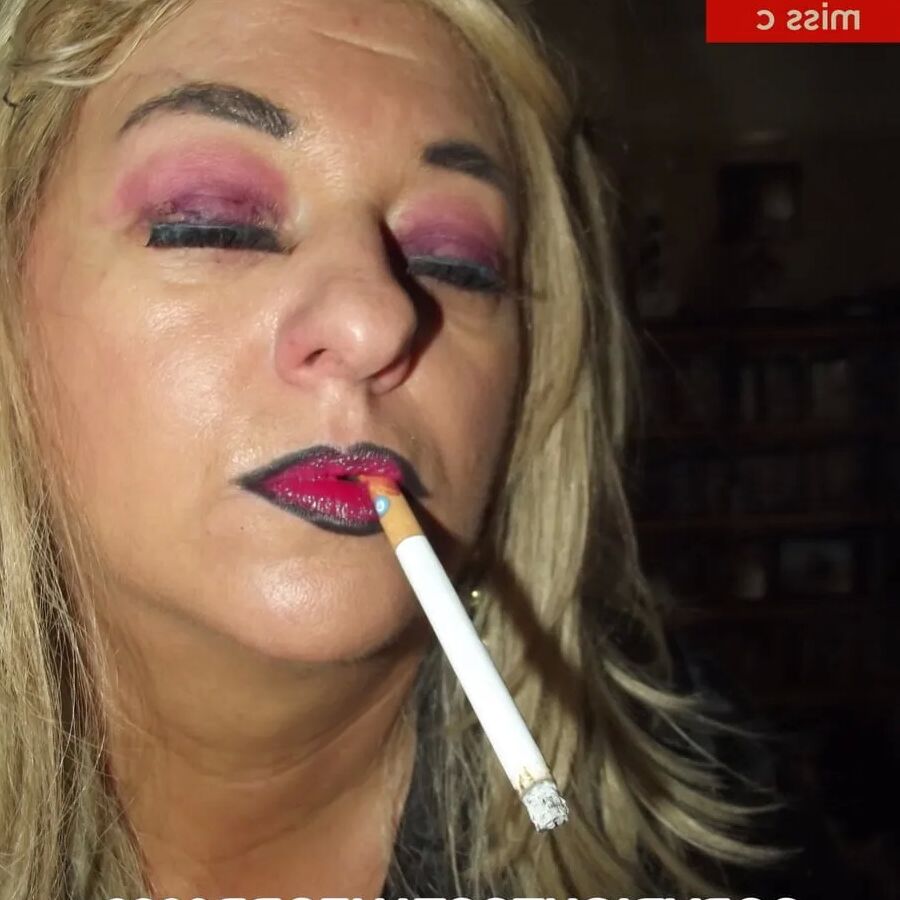 SEXY MOM 11