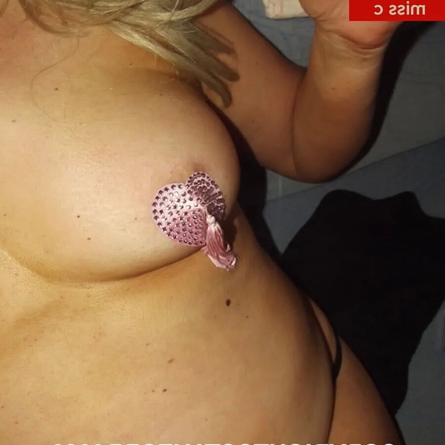 SEXY MOM 11