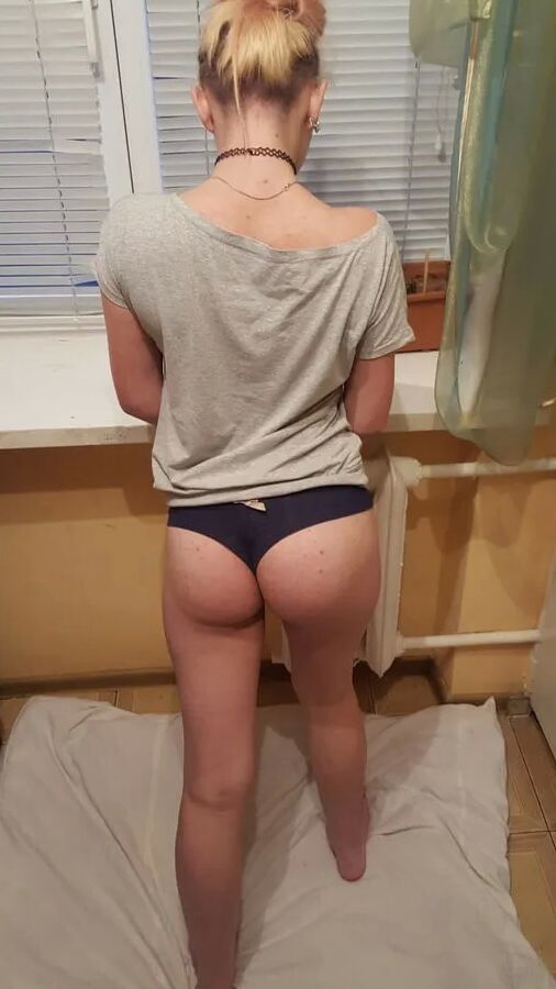 Big titty girlfriend loves to tease me