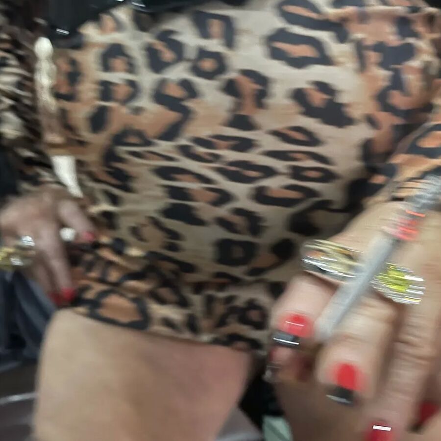 SEXY MOM 4
