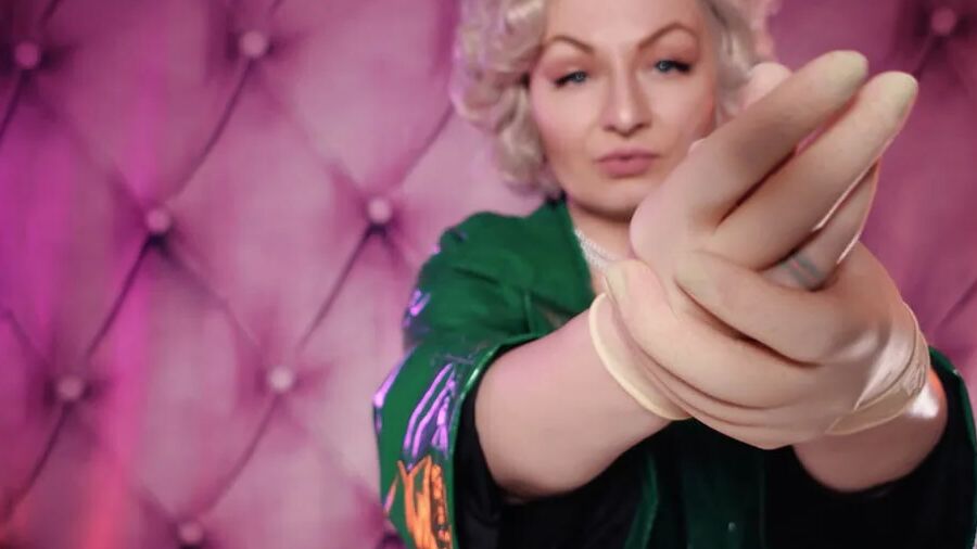 Medical Gloves Fetish (Arya Grander)