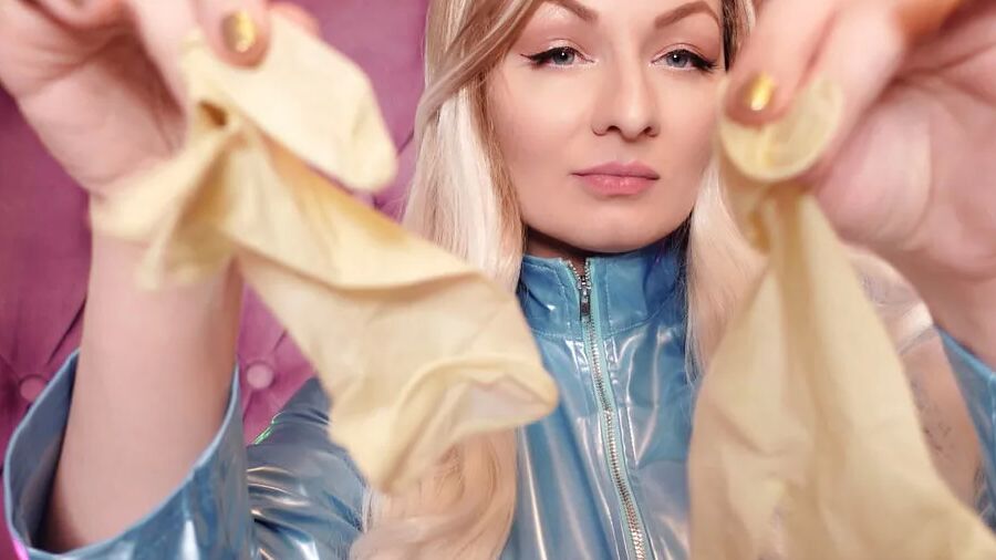 Medical Gloves Fetish (Arya Grander)