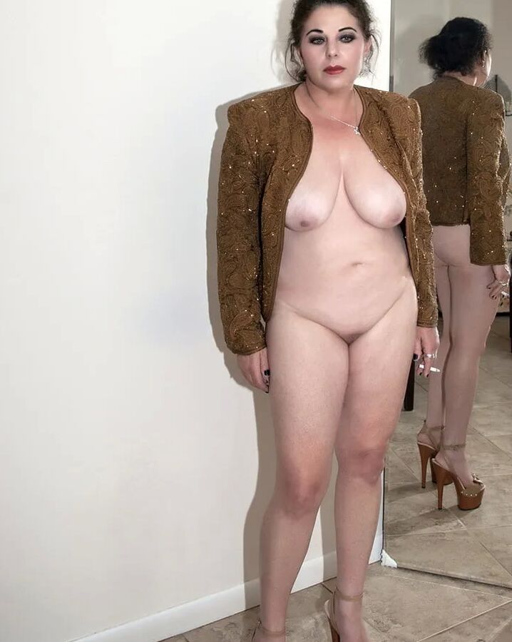 Amélie's Ann Klein Runway Jacket Photo Shoot