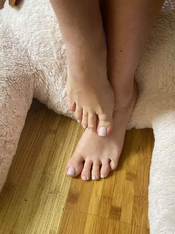 Feet foot joi