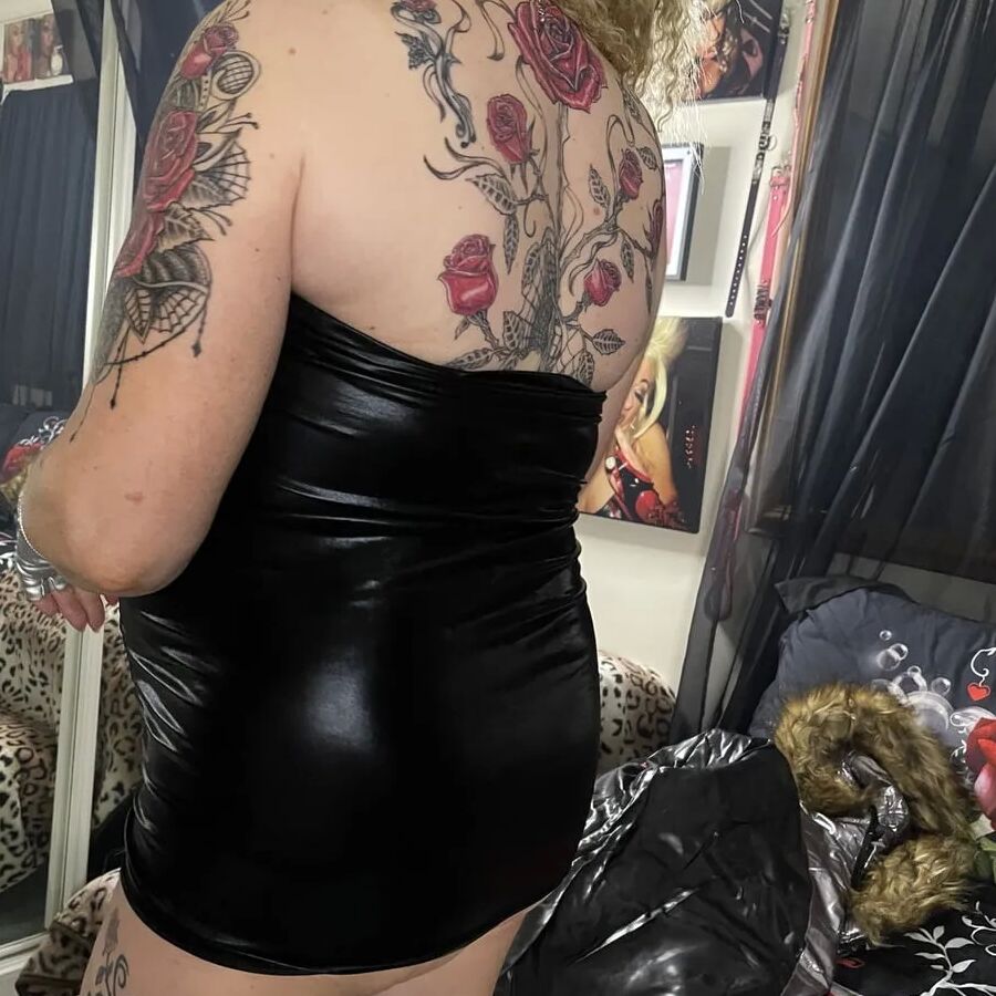 SEXY MOM 1