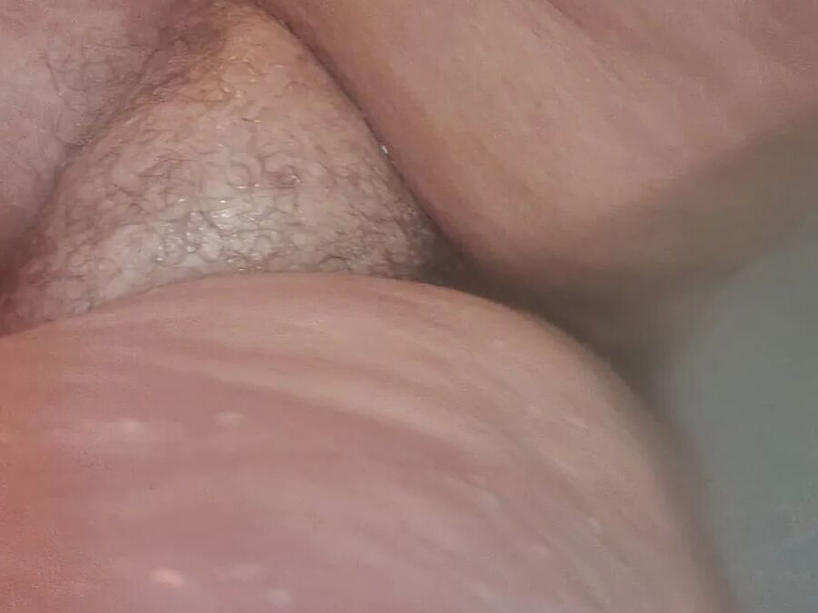SBBW valerie in her bath