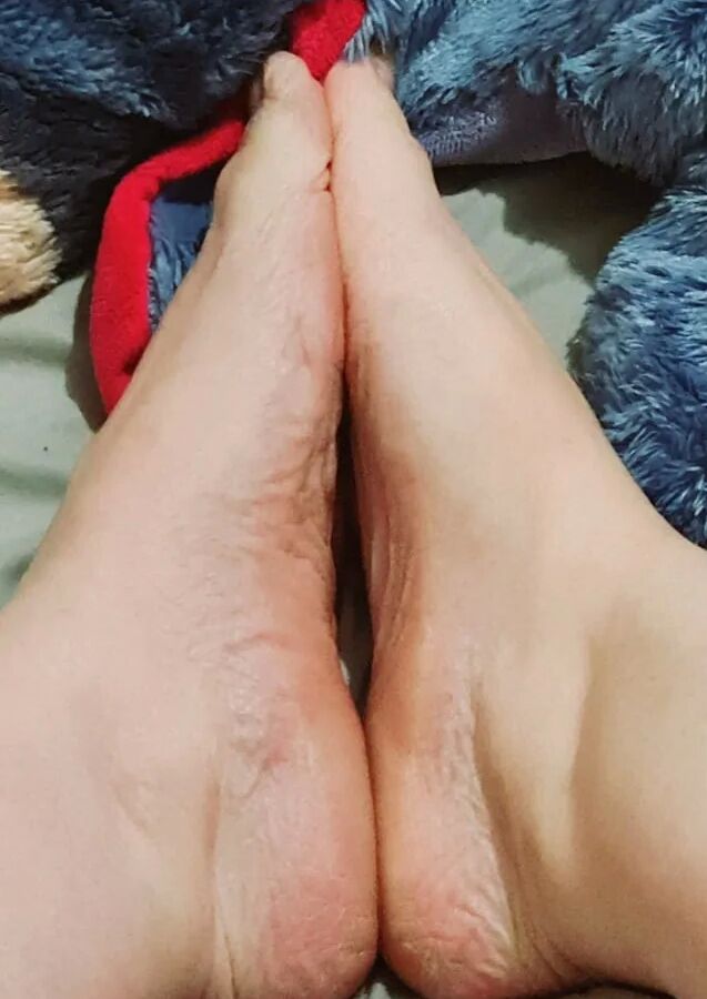Valérie and her foot