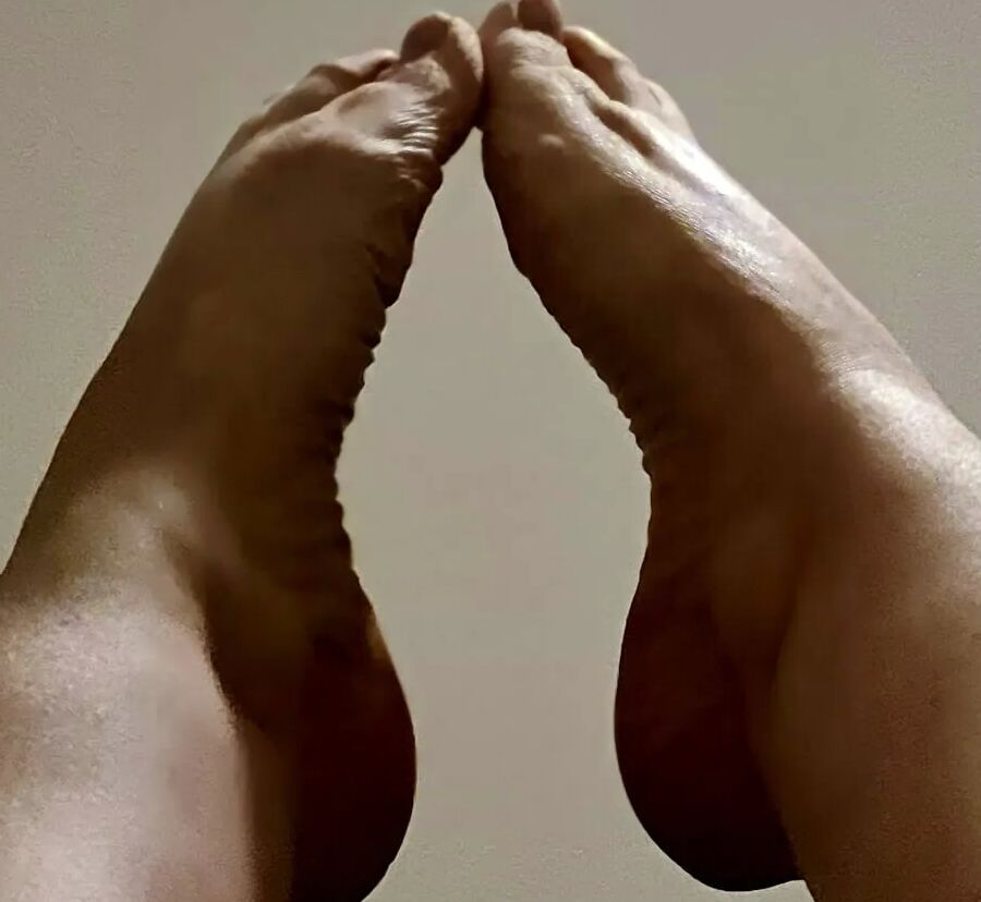 Valérie and her foot