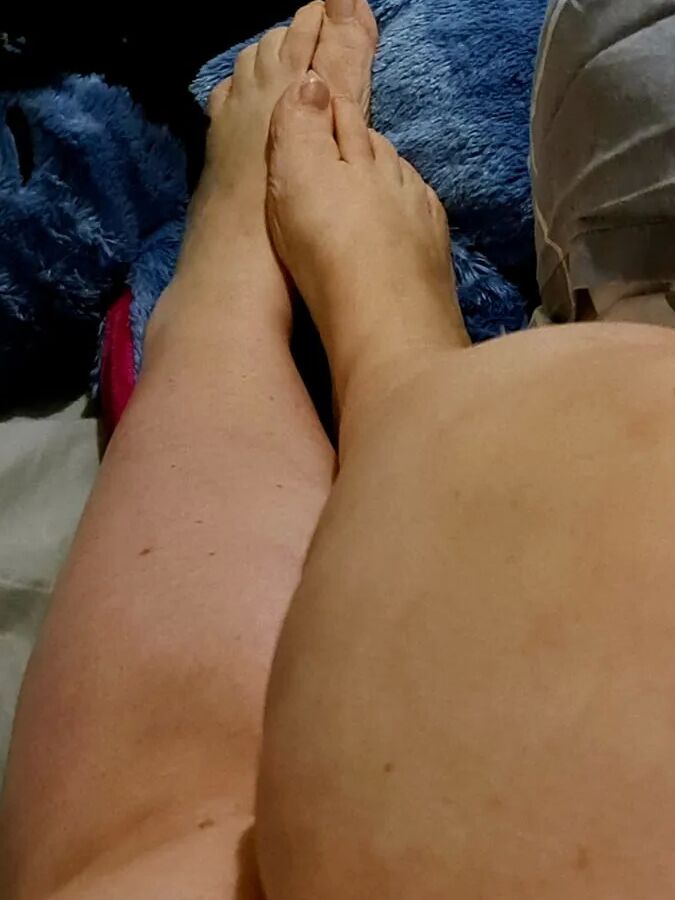 Valérie and her foot