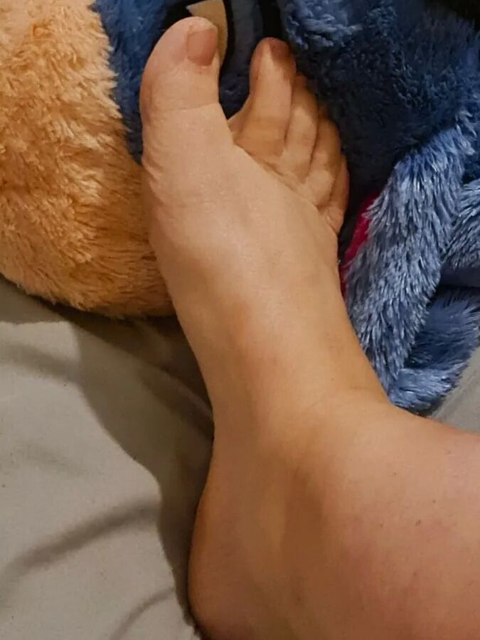Valérie and her foot