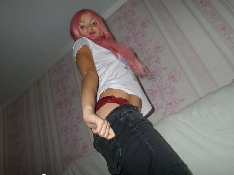 Mesmerizing pink-haired friend shows me her goods