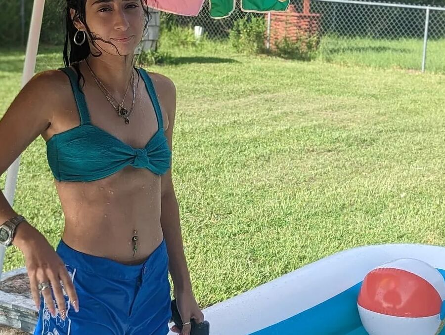 Young Petite Latina SassyLilPrincess Teaser Pictures
