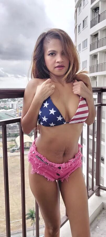 Daisy Dukes USA Top