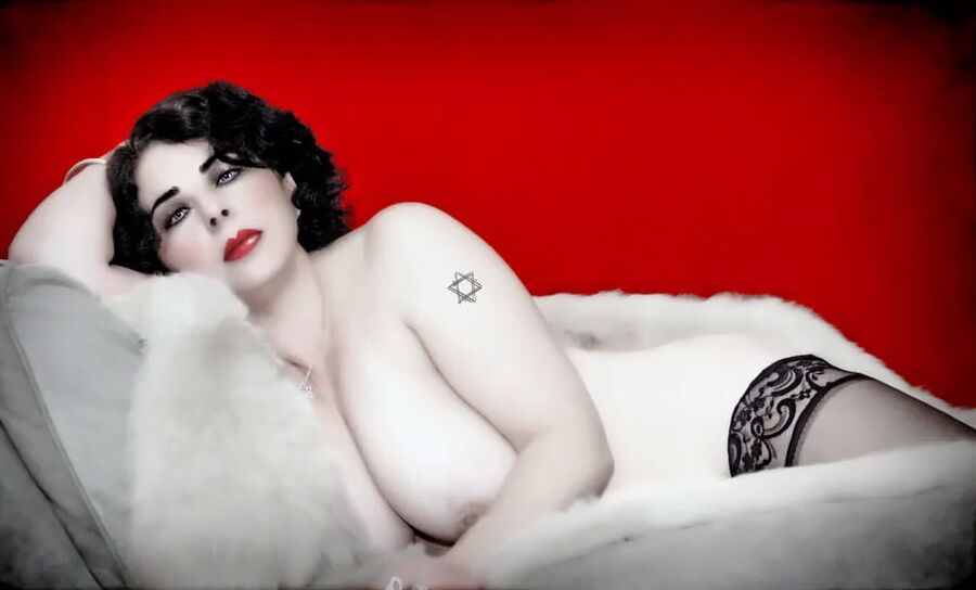 Amélie's Seduction Photo Sh0ot 2010 NYC