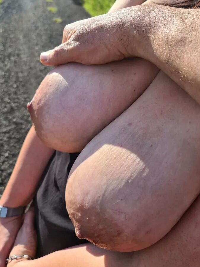 Big boobs on the go