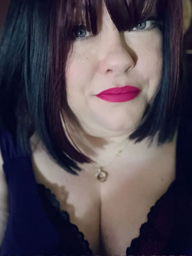 Tina Snua Selfies #6