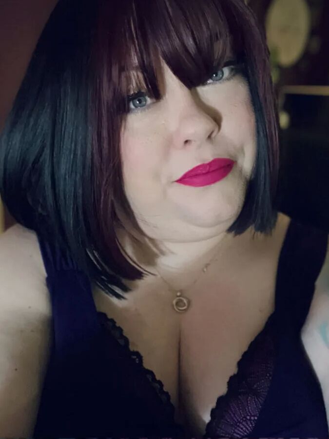 Tina Snua Selfies #6