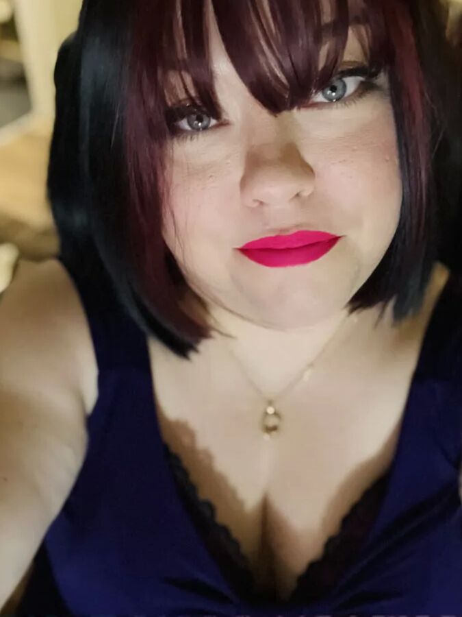 Tina Snua Selfies #6