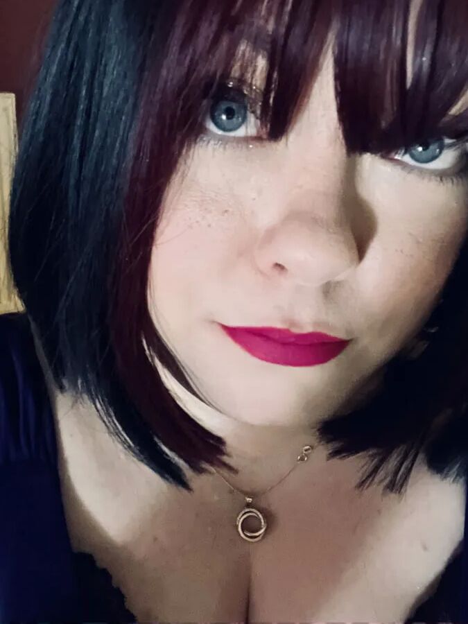 Tina Snua Selfies #6