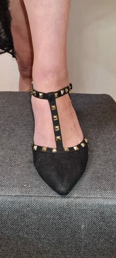 New foot, boots and shoes gallery.