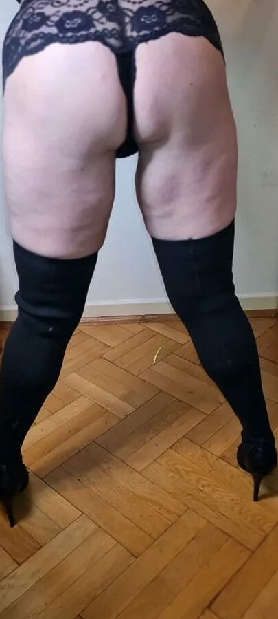 New foot, boots and shoes gallery.