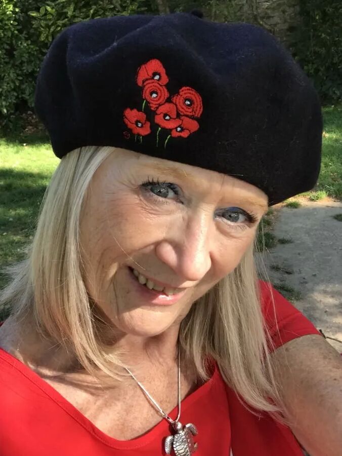 65 YEAR OLD STEPMOM MODEL mixed photos