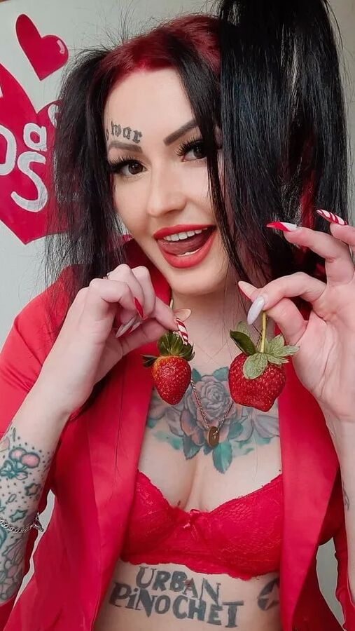 Dominatrix Nika wishes you a Happy Valentine's Day!