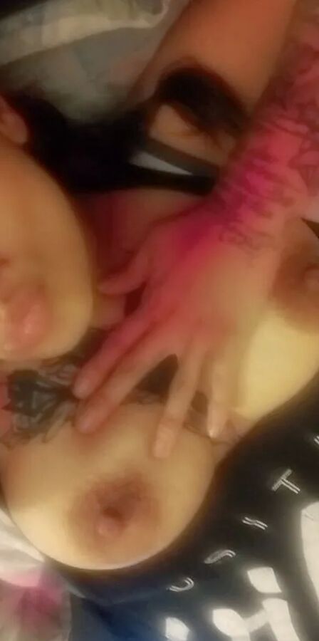 Sweetpinkgirl wet pussy