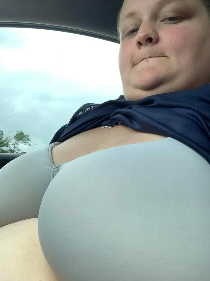 Sezydixie27 bra pics 2