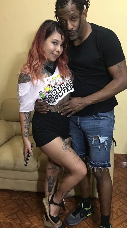 Lizzy Hartz & Clarkes Boutaine