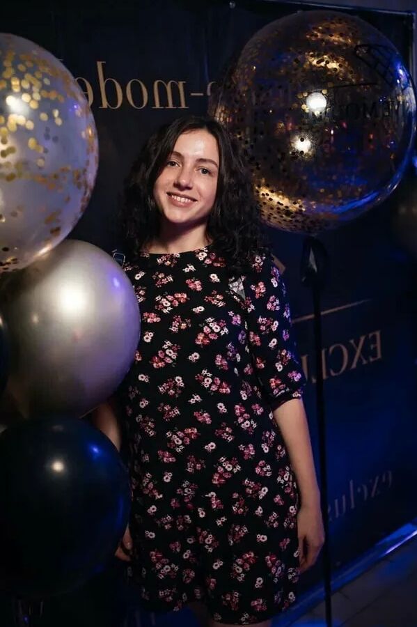 Louise Free Photos