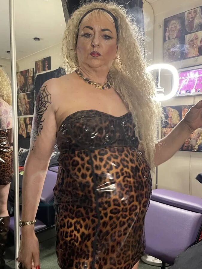 LEOPARD MOMMY SLUT