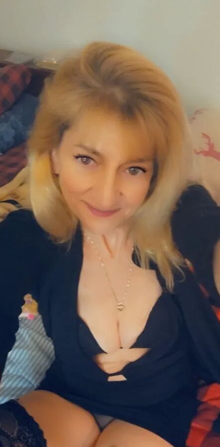 Cougarlishis Milf on the prowl