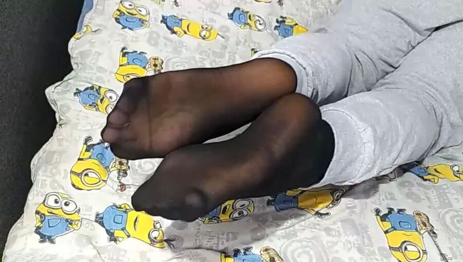 Hornychubby feet soles wrinkled Barefoot