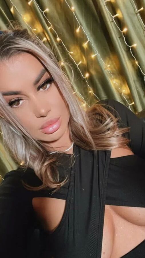 KirstieVegas Free Photos