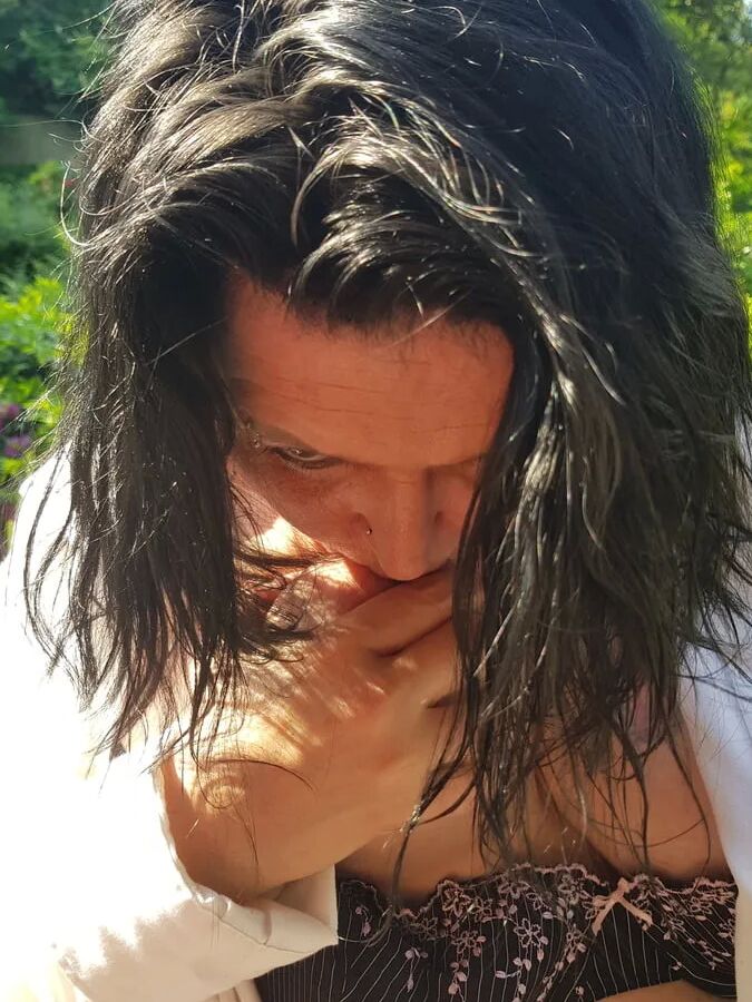 Sandys Solo Session Outdoor