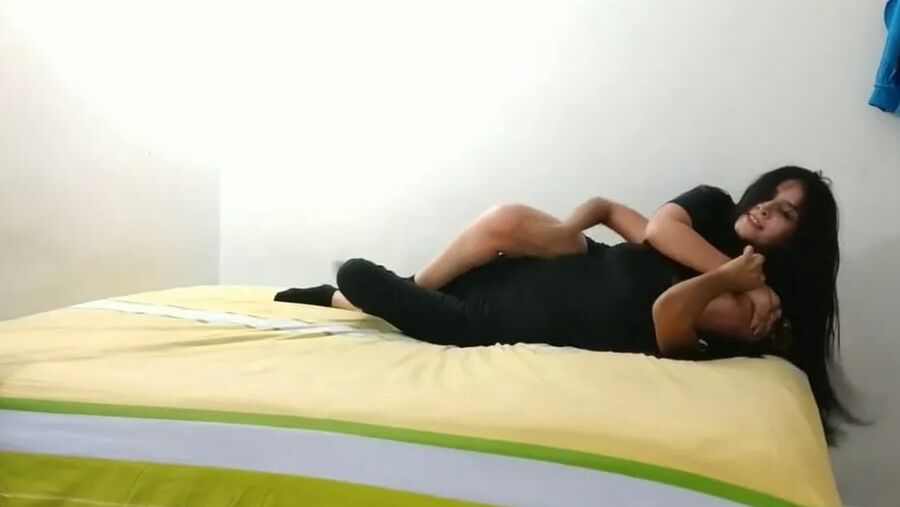 Two Girls Wrestles With Lesbian Handgag - Selfgags