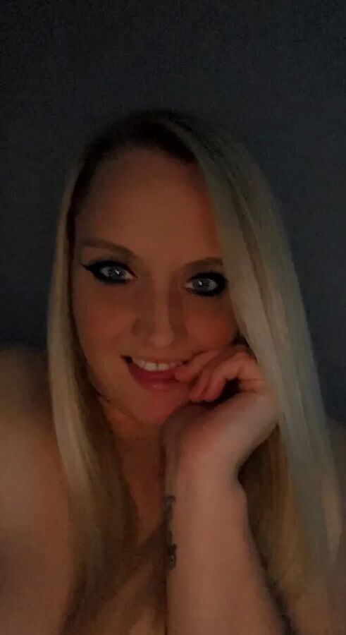 Slutty Selfies!