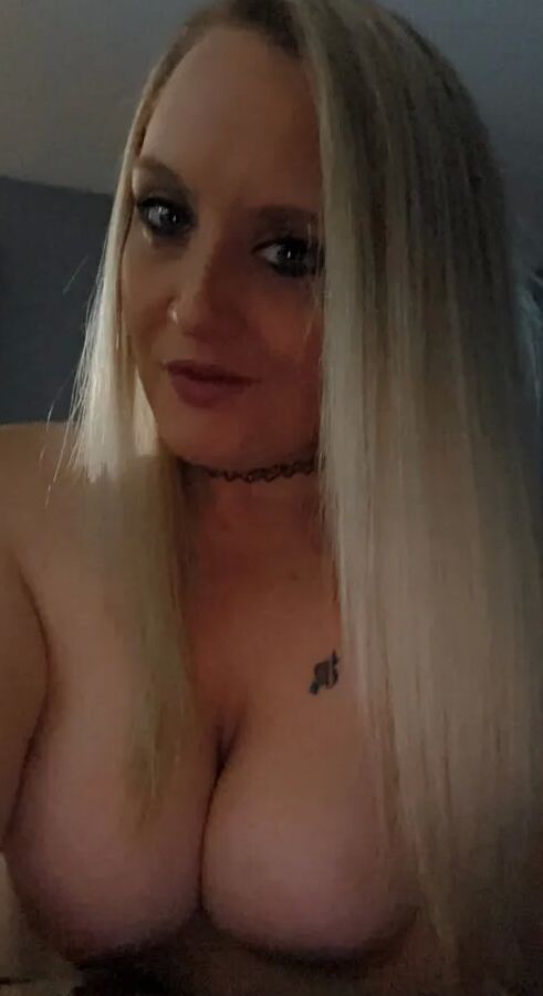 Slutty Selfies!