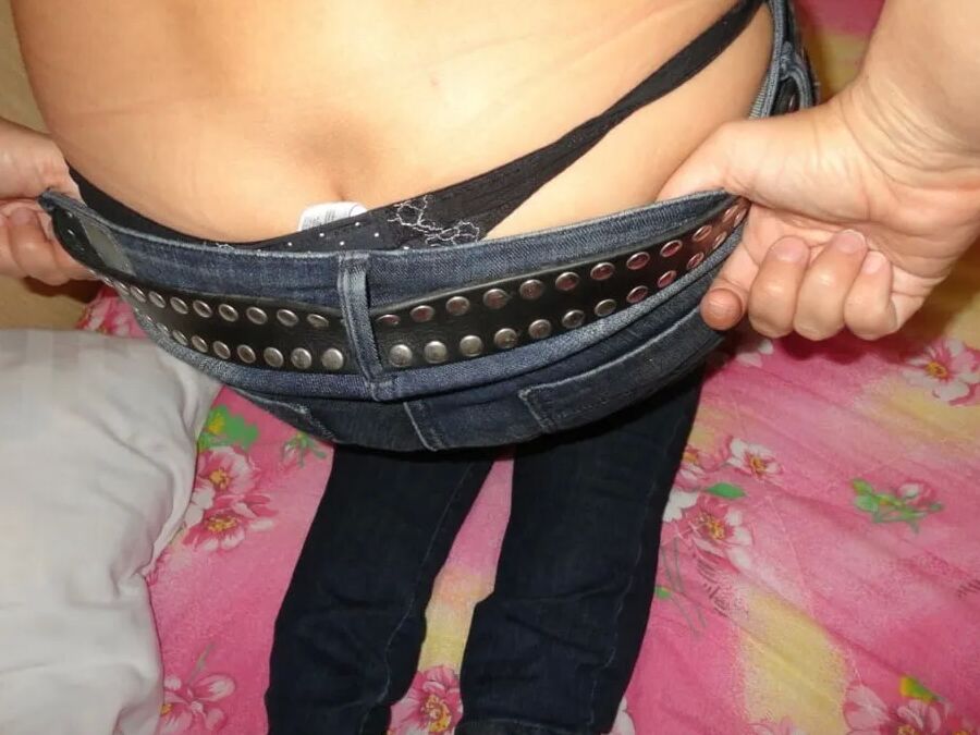 Blonde Milf Takes Off Jeans and Panties