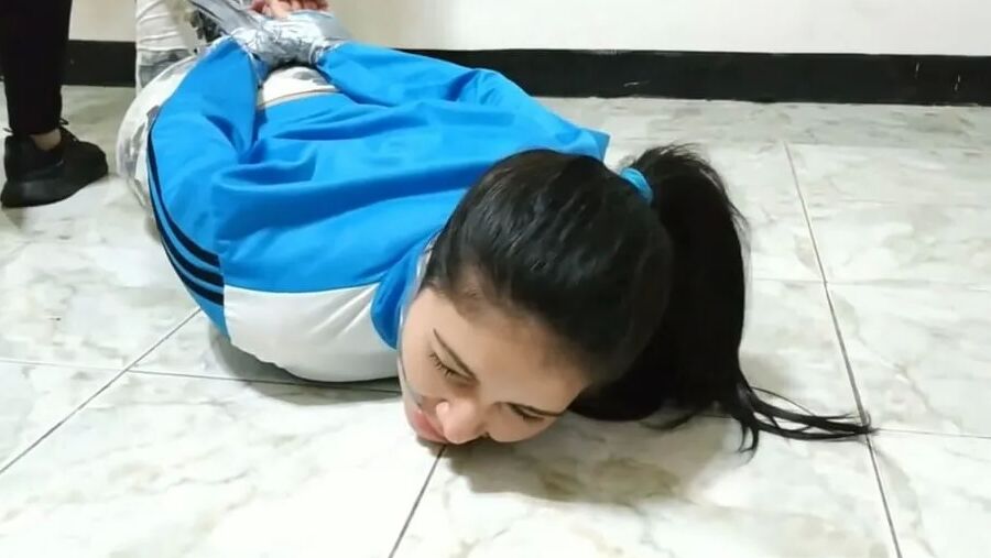 Jogger Gagged With Sweaty Socks After Her Run! - Selfgags