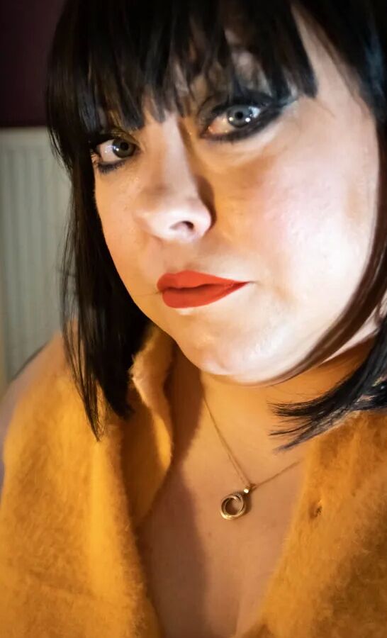 Tina Snua - Nipples & PVC Gloves