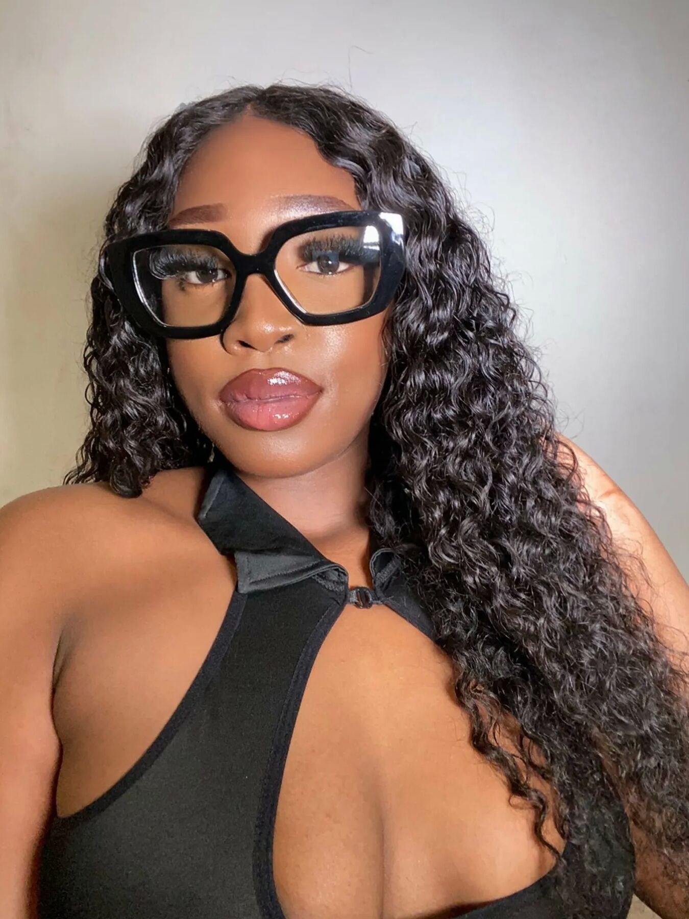 Simone Free Photos