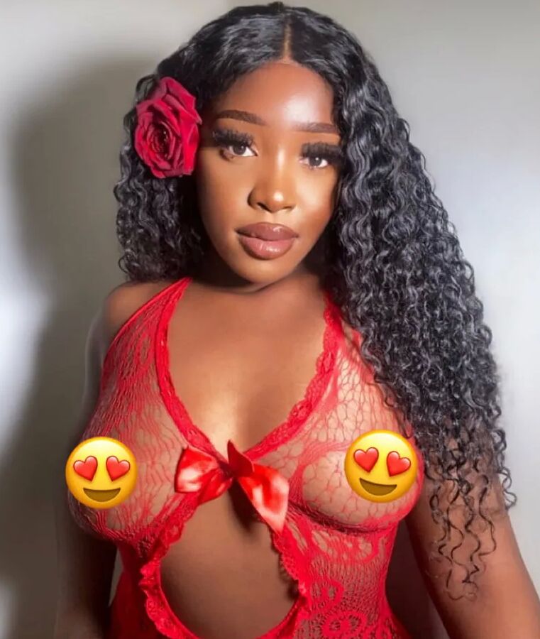 Simone Free Photos