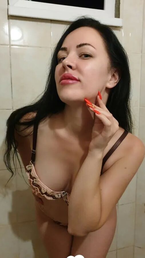 Smoking wifey washes her divine looking body